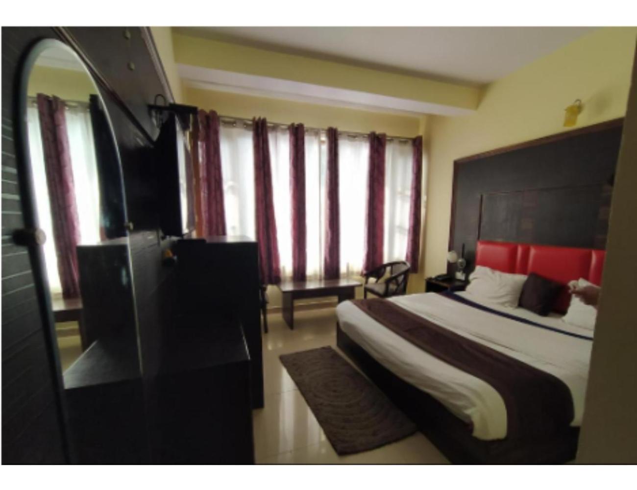 Hotel Super Mall Residency, Masuri Exterior foto