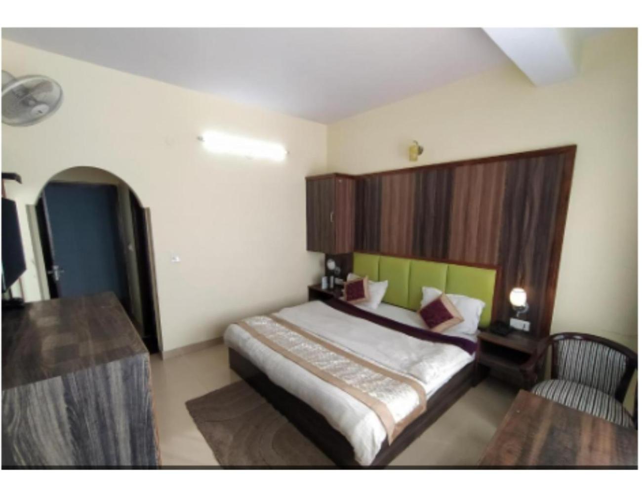 Hotel Super Mall Residency, Masuri Exterior foto